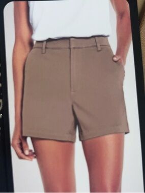 Banana Republic Sz 16 Classic Tan Flat-Front Women's Shorts, #preppy #neutral